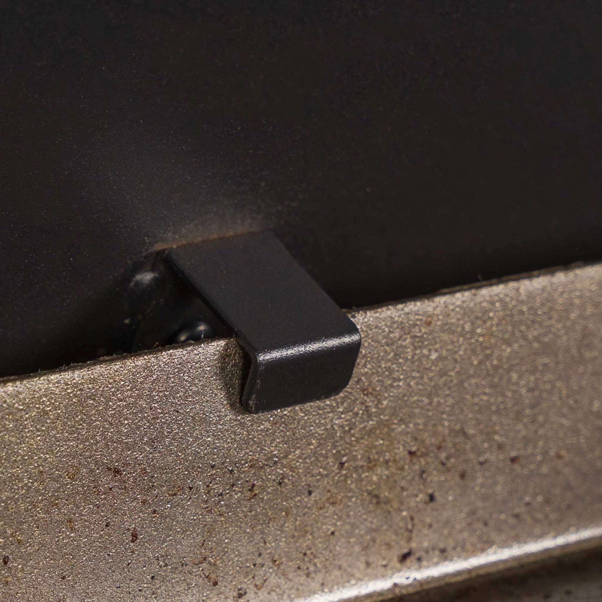 28" Griddle with Hard Cover